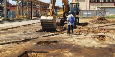 Remoción de capa vegetal , almacenamiento de separadores de concretos y doblado de acero de refuerzo